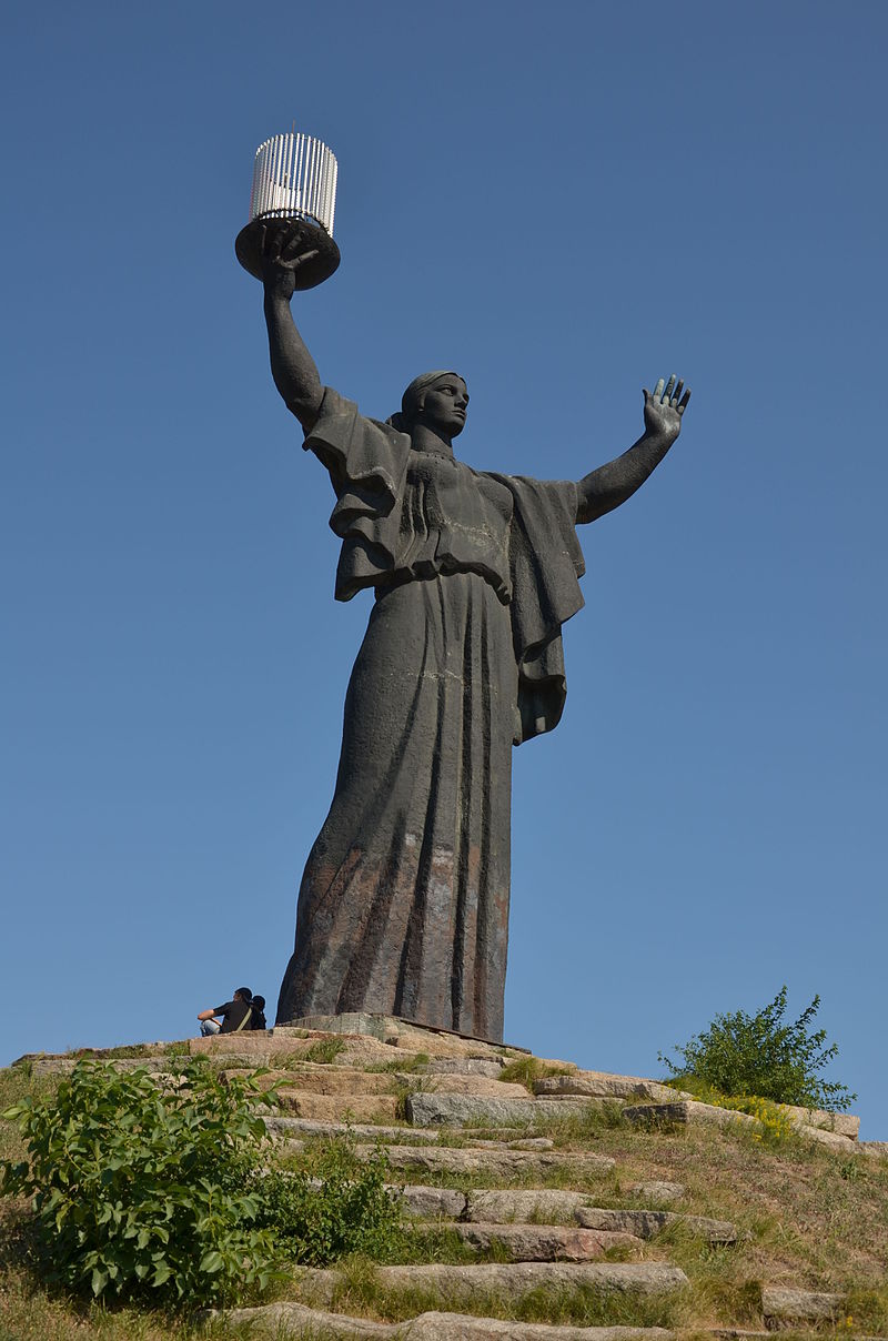 Выходные в Черкассах, Кропивницком и Белой Церкви: Холм Славы, исторические  дворцы и место, откуда начался профессиональный украинский театр -  RegioNews.ua