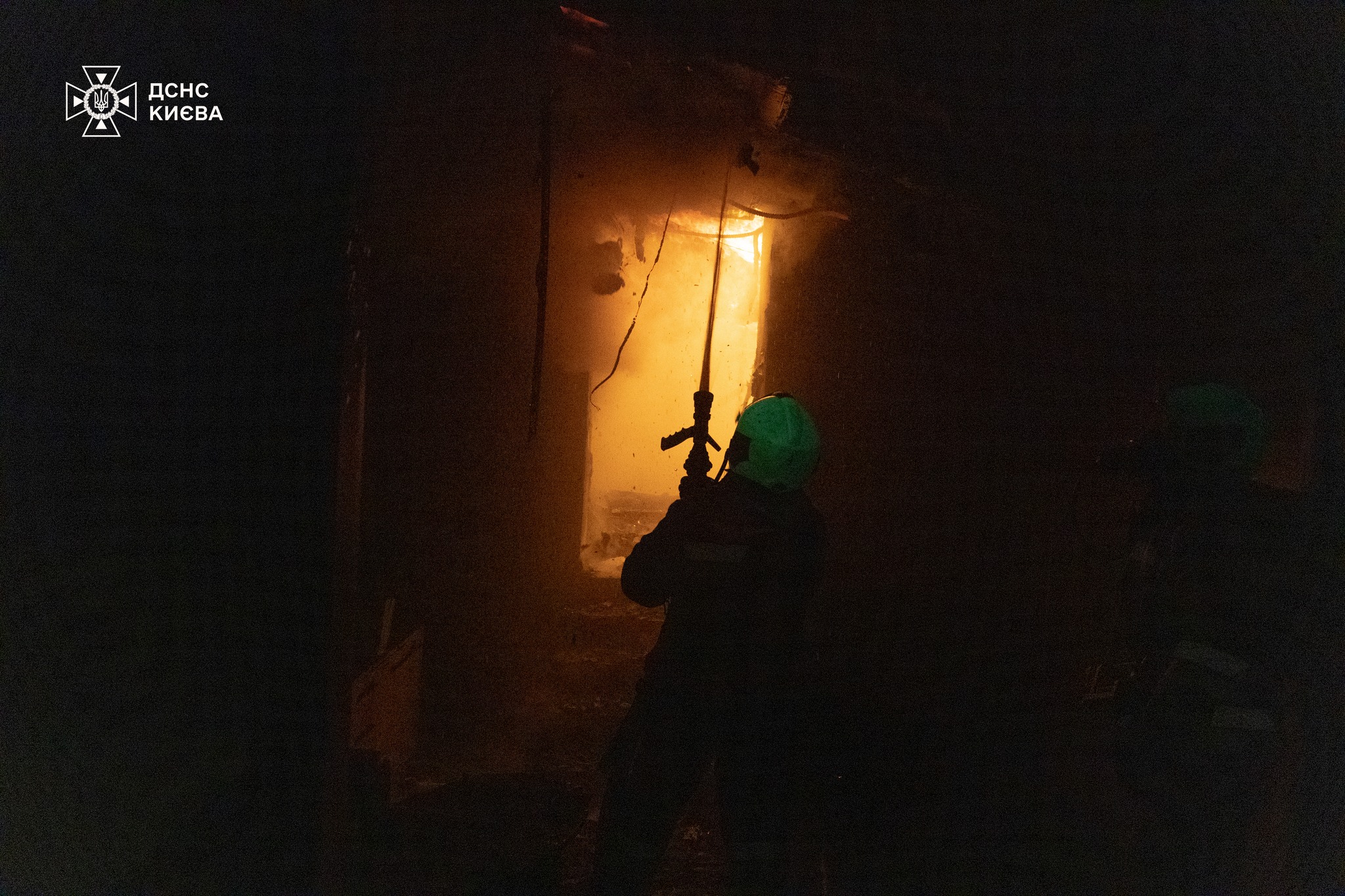 В центре Киева горело админздание