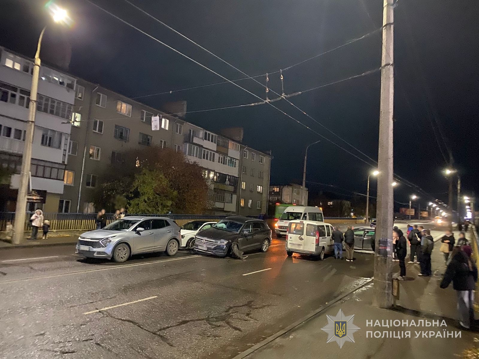 У Луцьку сталася ДТП за участі семи автомобілів: є постраждалі