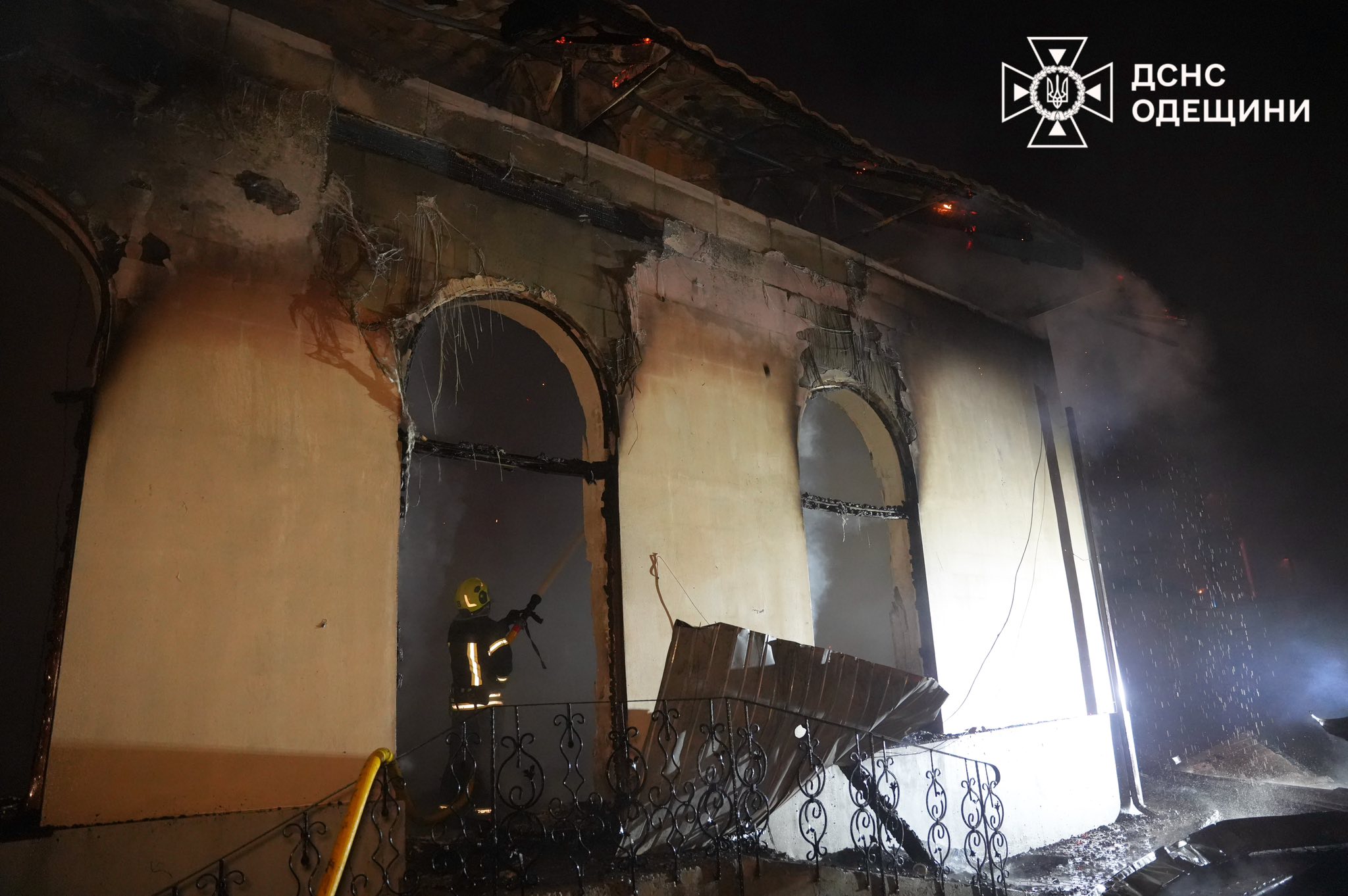 масштабна пожежа в Одесі