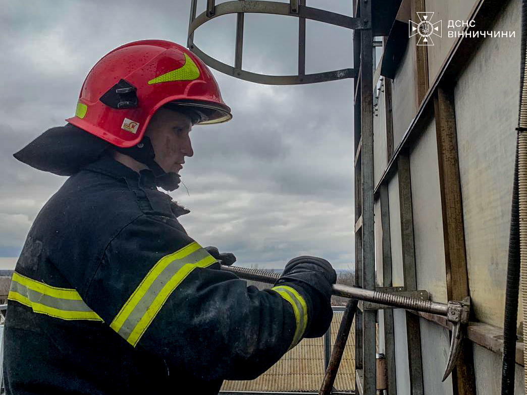 На Вінниччині сталася пожежа в зерносушарці