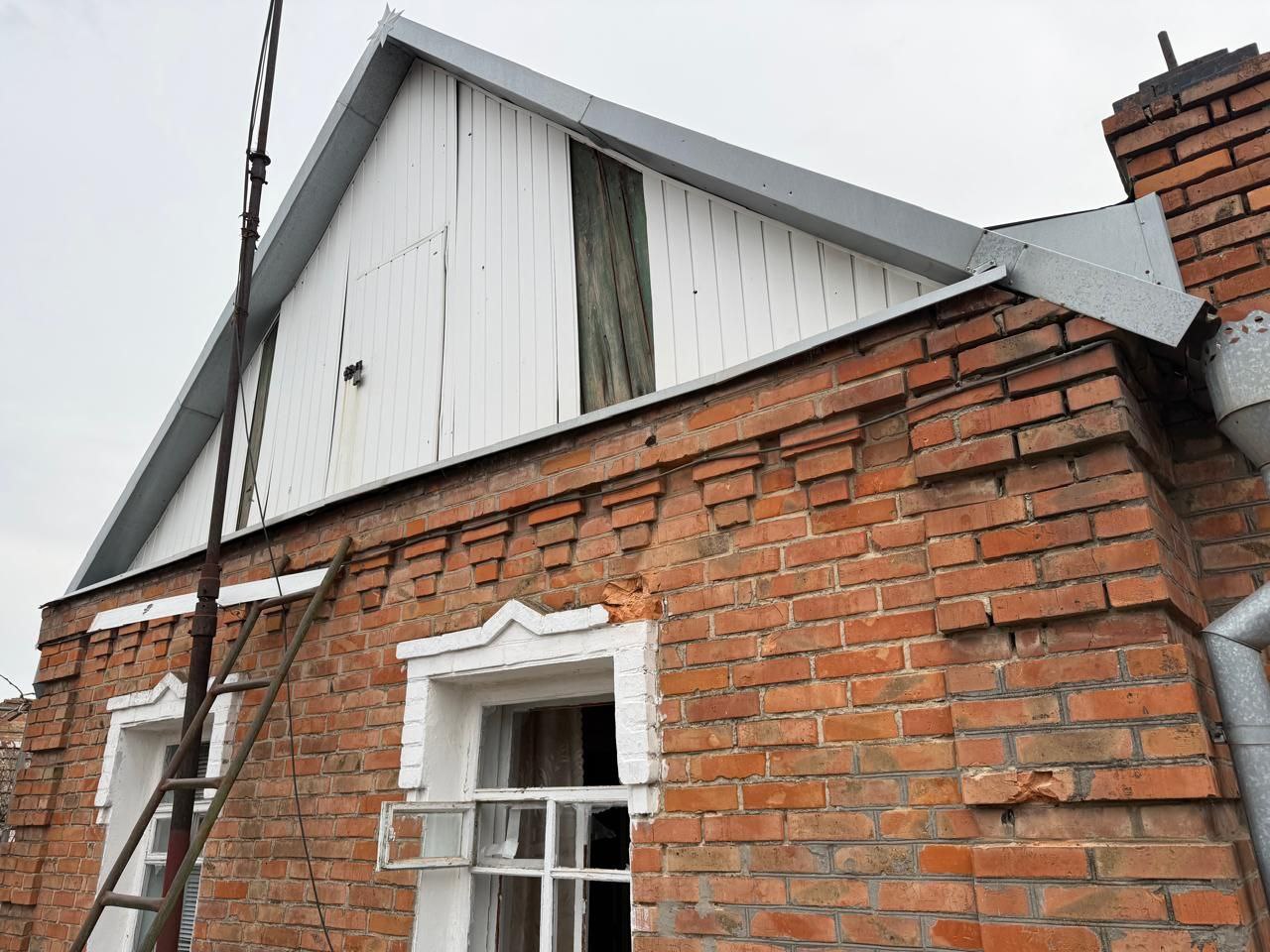 Россияне атаковали Никопольщину артиллерией и FPV-дронами