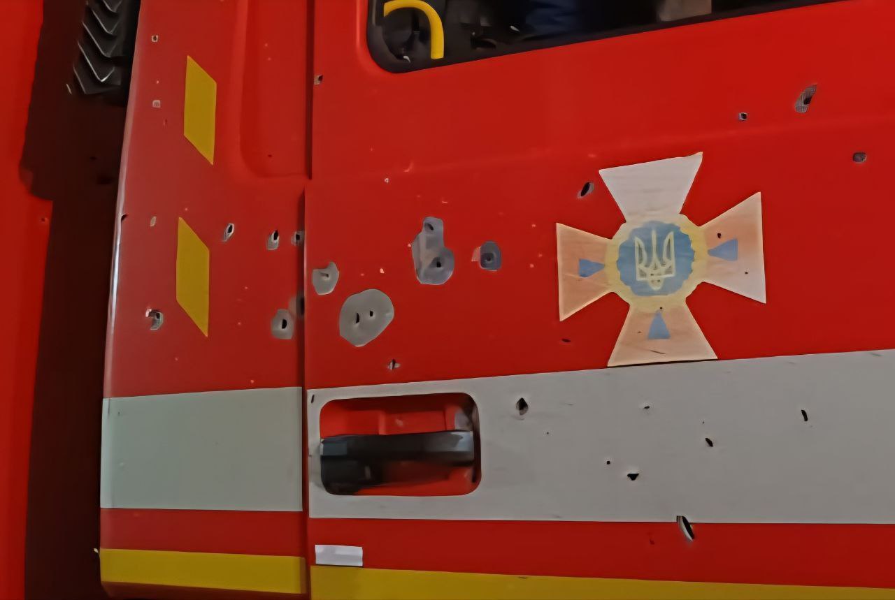 Россияне ночью били по двум районам Днепропетровщины: возникли пожары