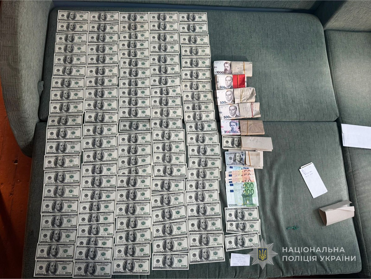 Гроші для дітей перерахували на фіктивні ФОПи: у Запоріжжі відкрили привласнення 17 млн грн