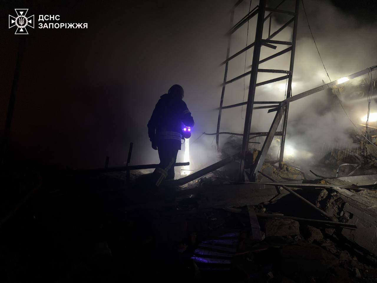 Авиаудары по Запорожью: в ГСЧС показали последствия