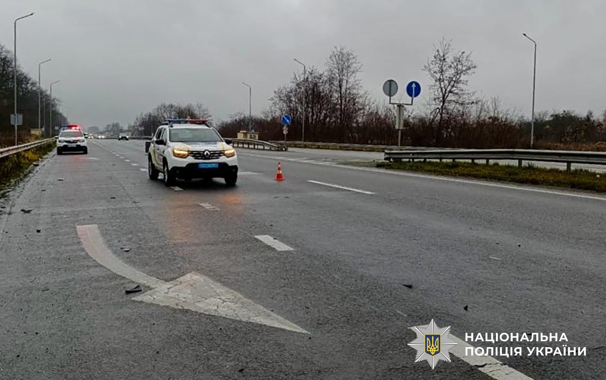 У ДТП на трасі у Житомирській області загинув мотоцикліст