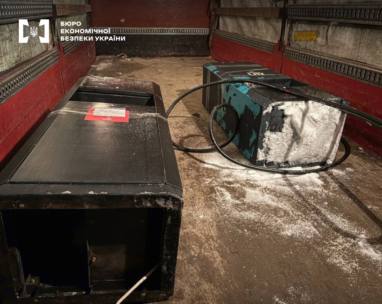 У Києві ліквідували нелегальну АЗС