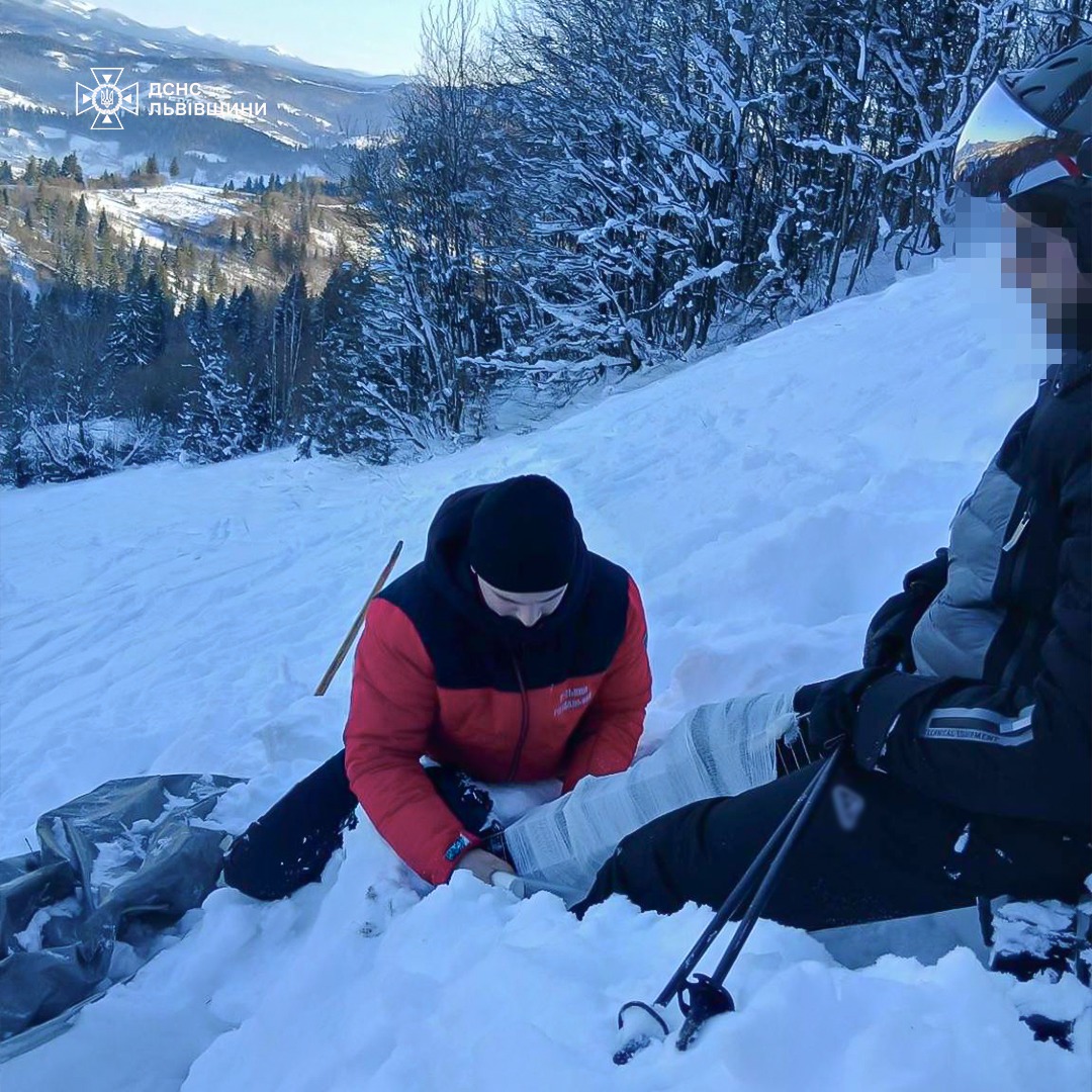 Во Львовской области в горах травмировался 32-летний турист