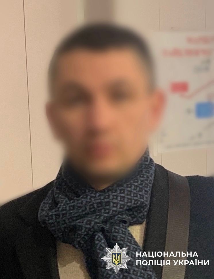 Киевлянина накажут за прогулку по магазину с муляжем автомата