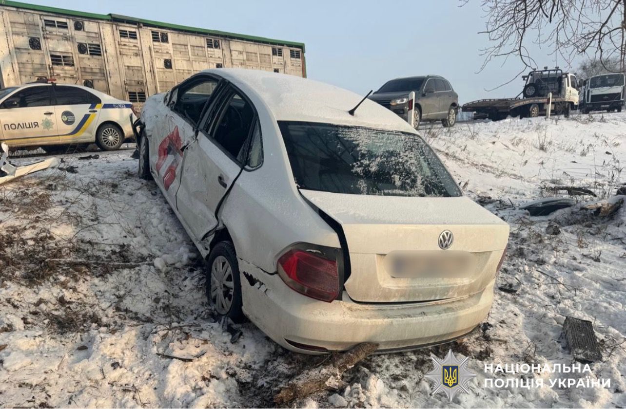 На Київщині сталася потрійна ДТП: є постраждалий