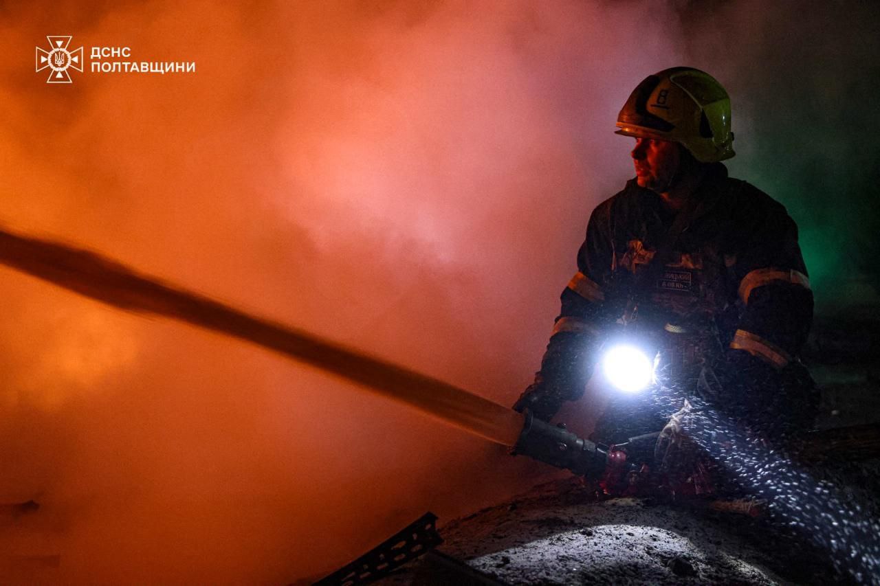 Россияне нанесли удар по промышленному объекту на Полтавщине