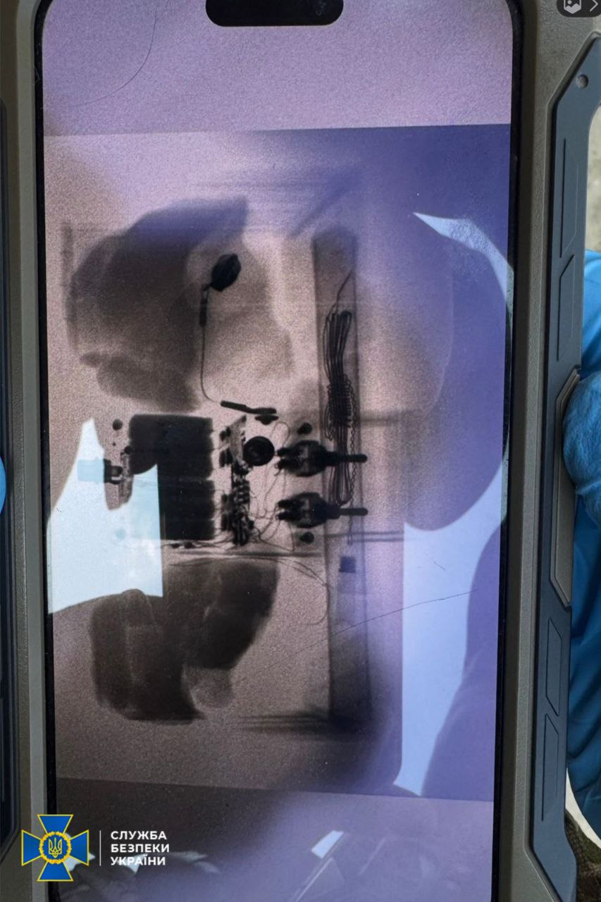 Готовил теракты в четырех регионах Украины: СБУ задержала российского агента