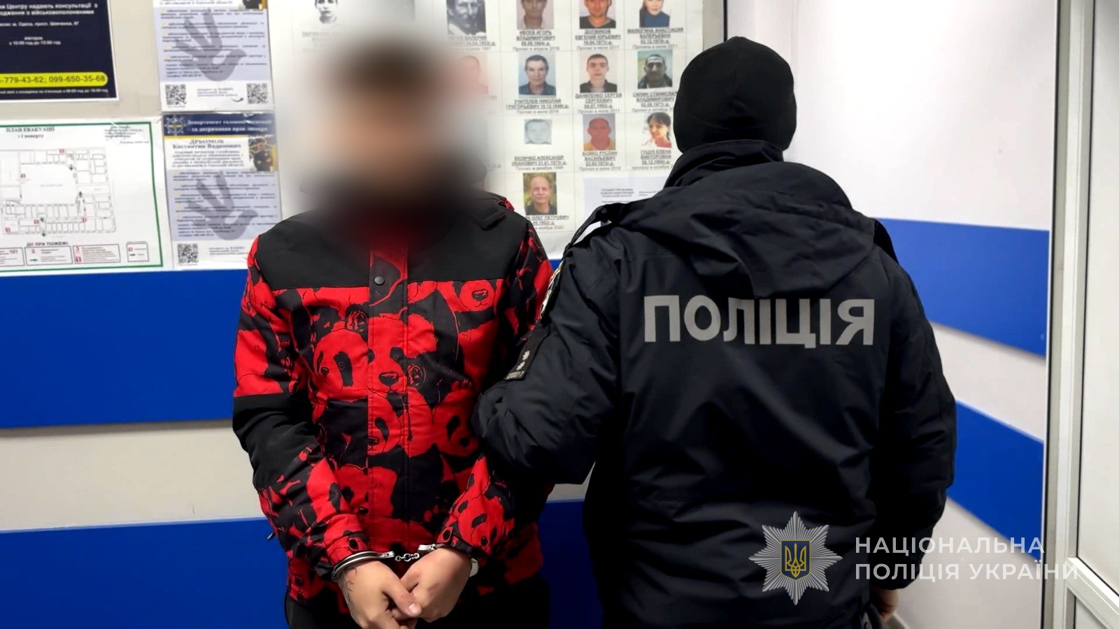 В Одесі затримали чоловіків, які посеред вулиці зі стрільбою викрали дівчину