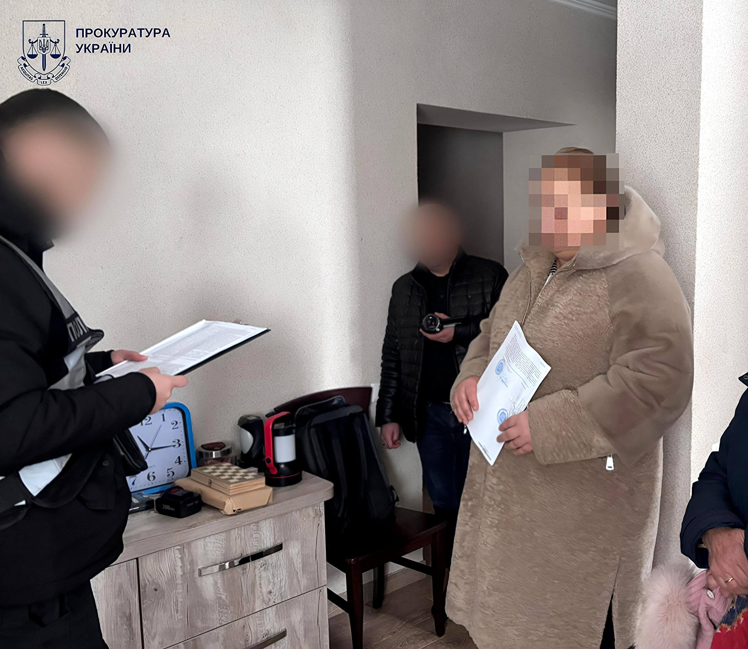 Двойная оплата за линзы: в Киевской области будут судить медиков за присвоение 2,5 млн грн