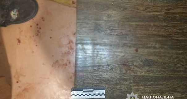 У Нікополі чоловік під час сварки кілька разів ударив знайомого ножем